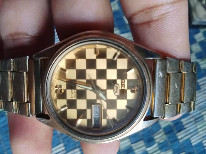watch 1