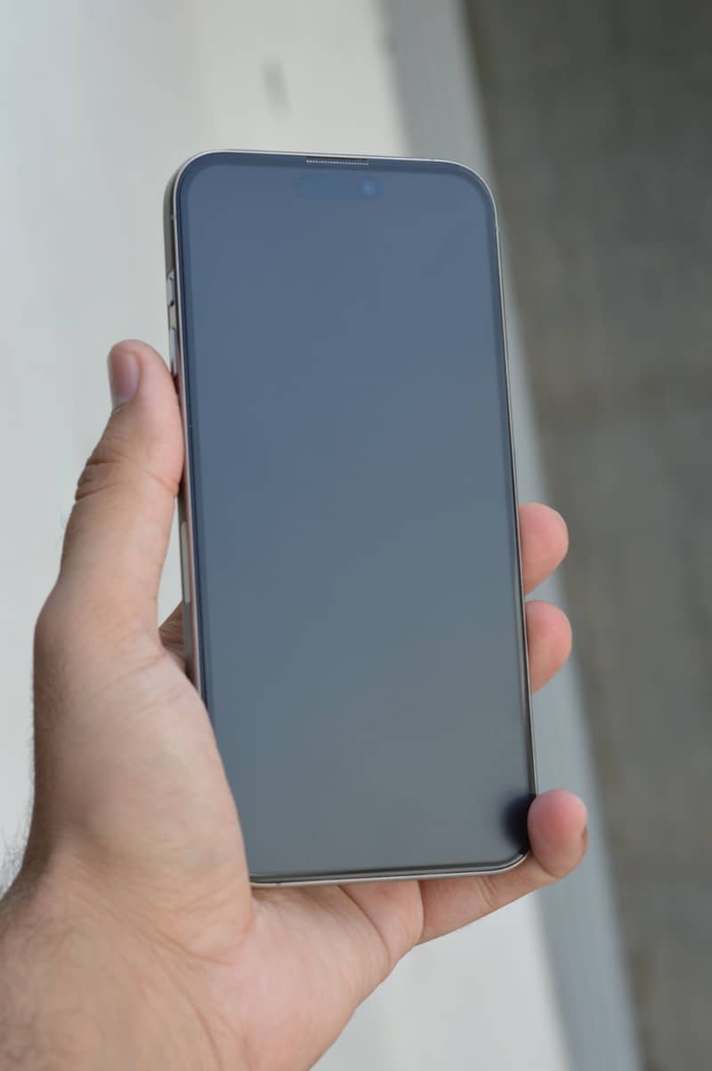 Apple iPhone 15 Pro Max 5