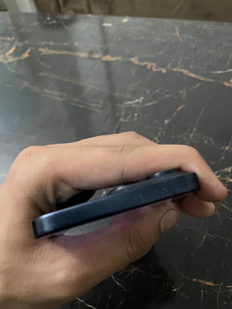 Apple iPhone 15 Pro Max 1