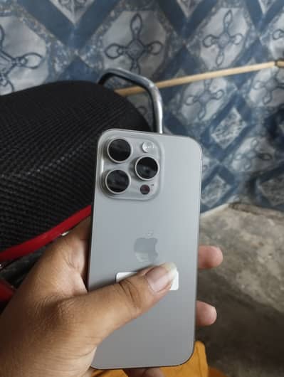 Apple iPhone 15 Pro
