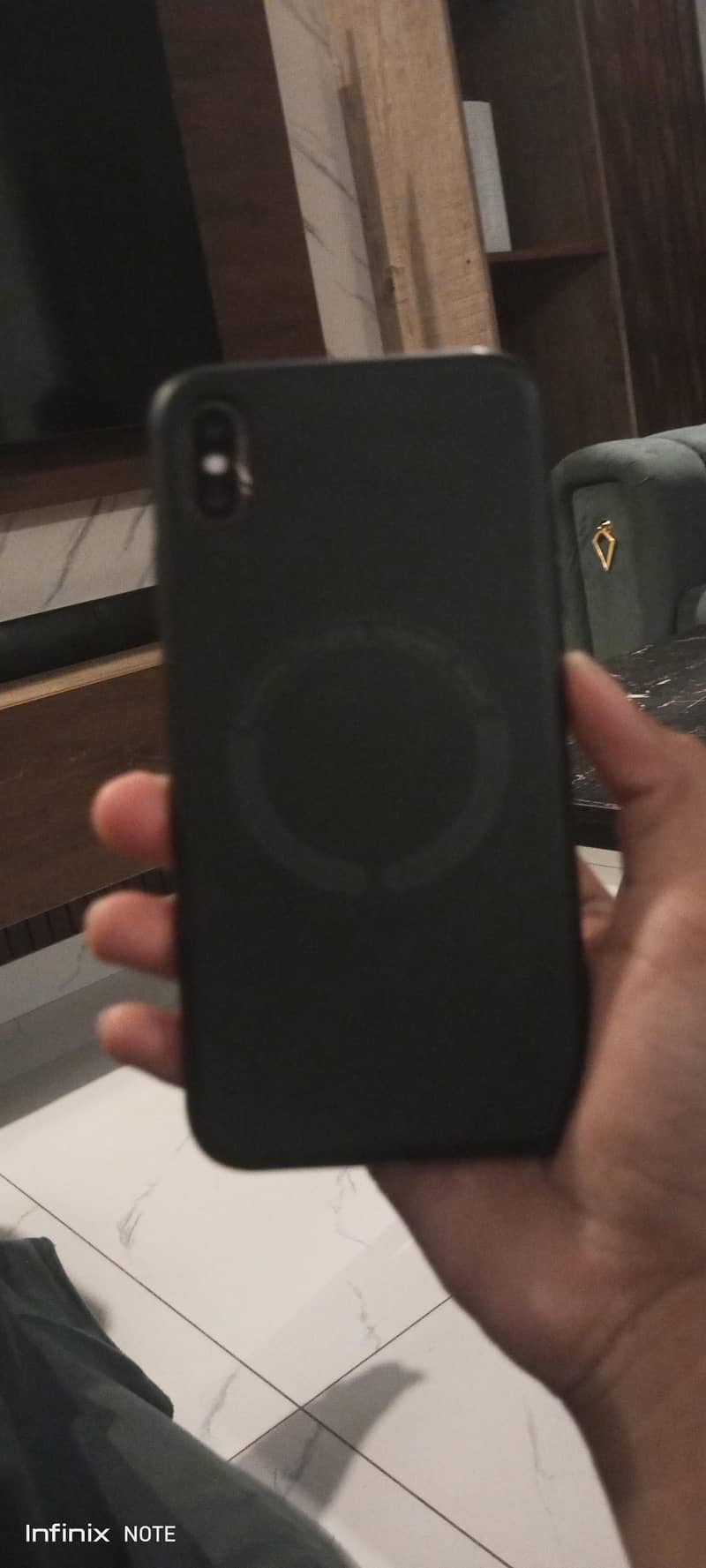 Apple iPhone XS Max 1