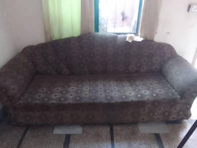 used sofa 1 piece 3 seater and 1 piece 1 seater