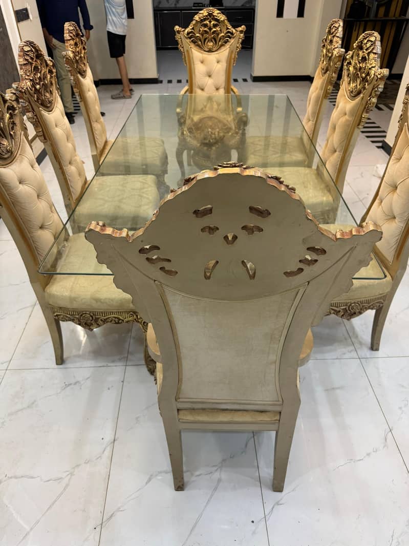 Luxury 8 Seater Dining Table Set – Excellent Condition 2