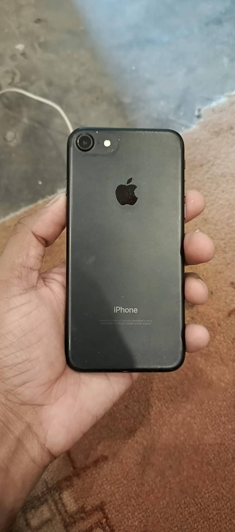 Apple iPhone 7 0