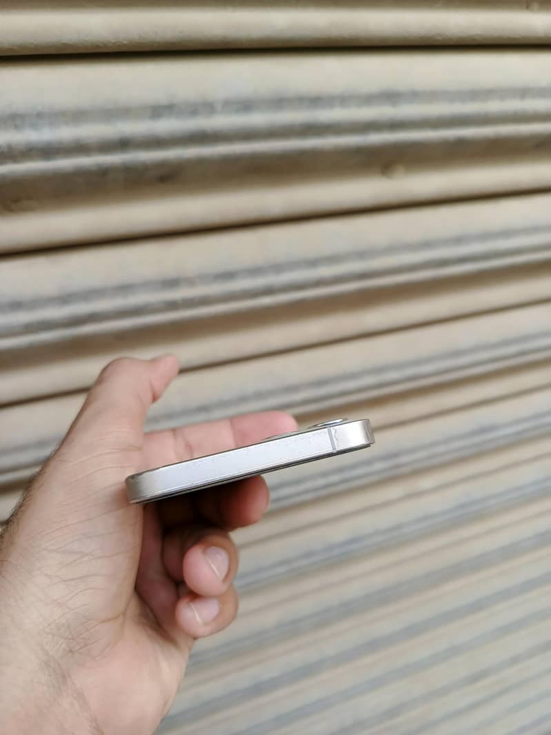 Apple iPhone 12 Pro 2