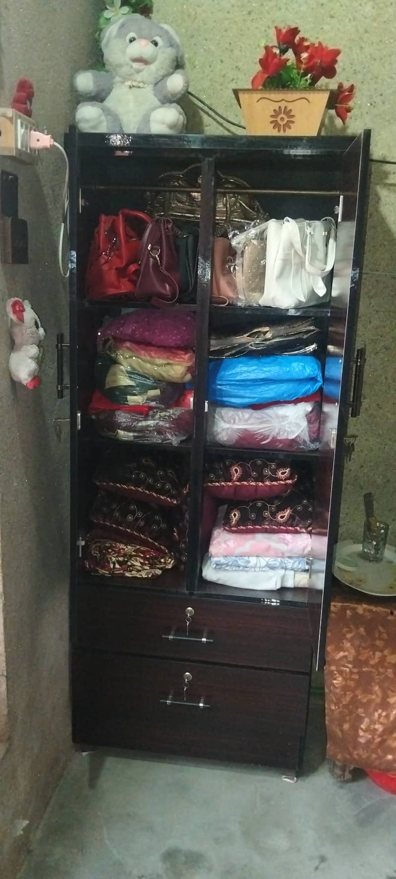 2 door wardrobe 2