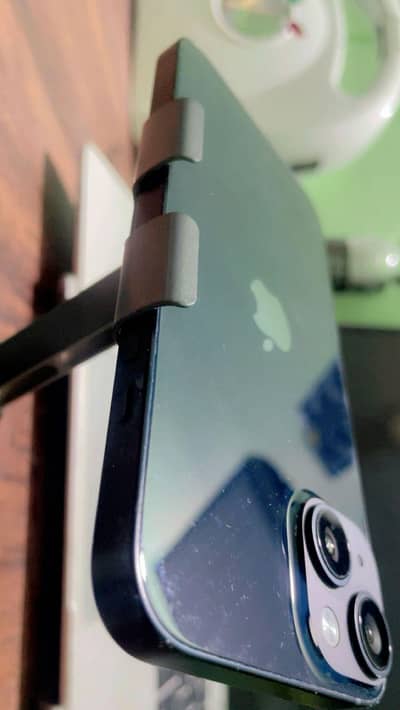 Apple iPhone 14