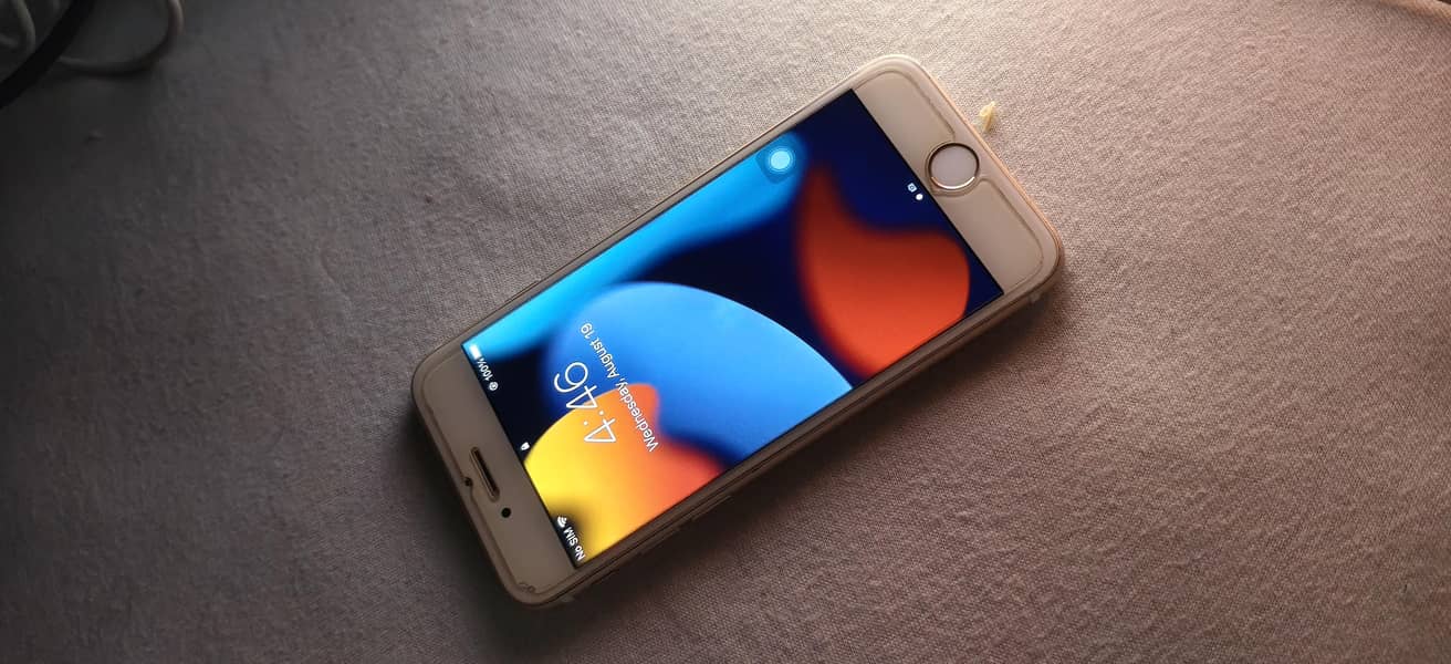 Apple iPhone 6S 9