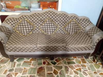 Used Interwood 5-Seater Sofa Set (Minor Defect)