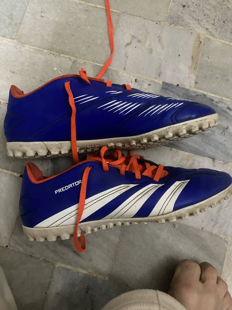 Adidas predators TF 4