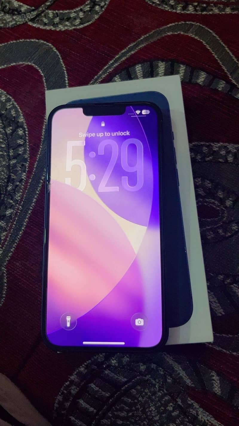 Apple iPhone 13 1