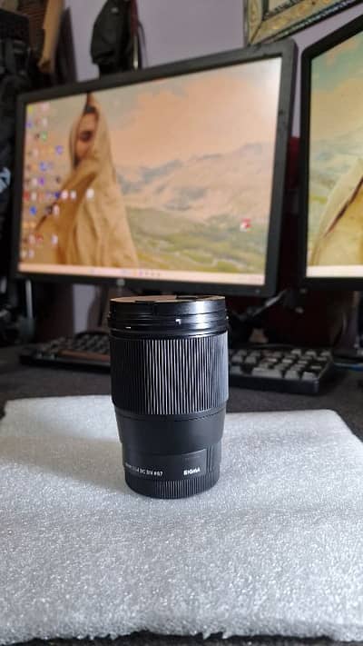 Sigma 16mm F1.4