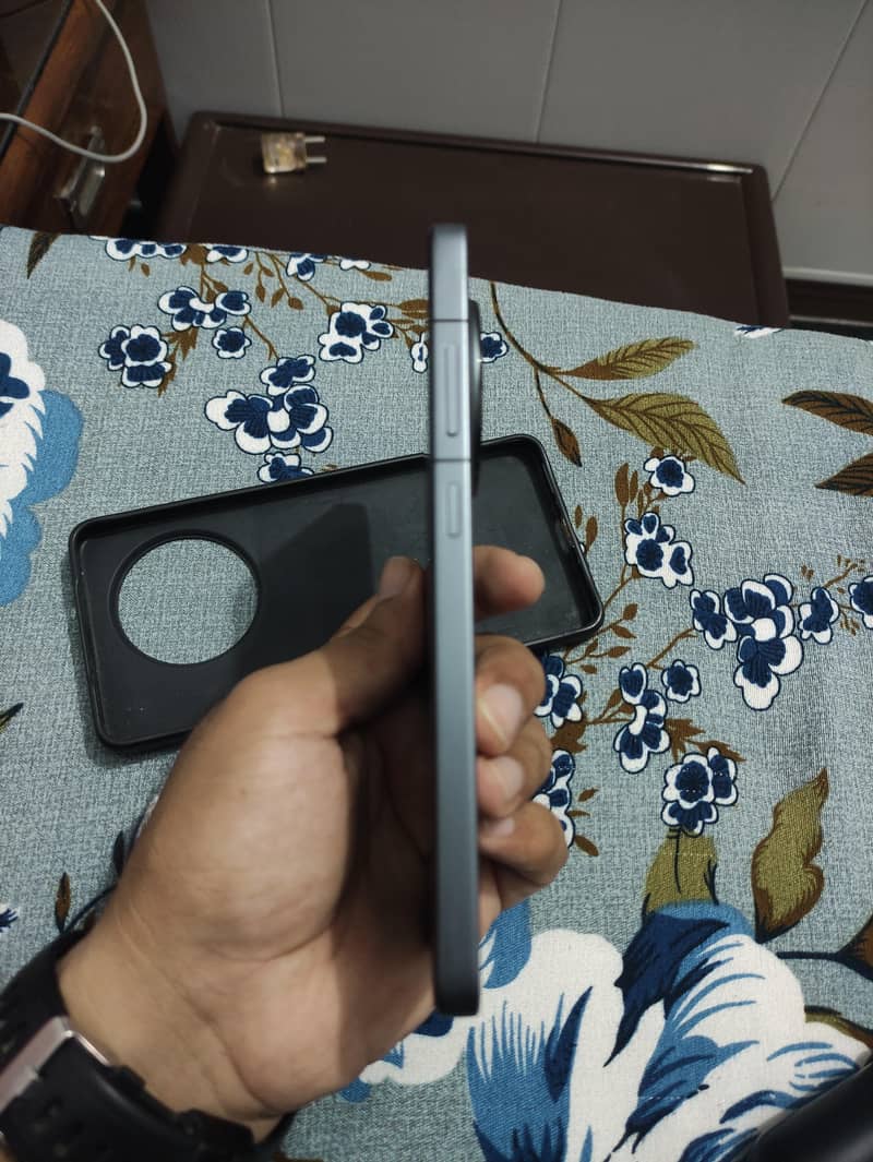 One Plus 13R 4