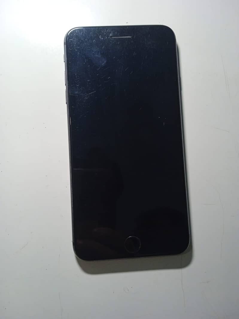 Apple iPhone 8 Plus 7