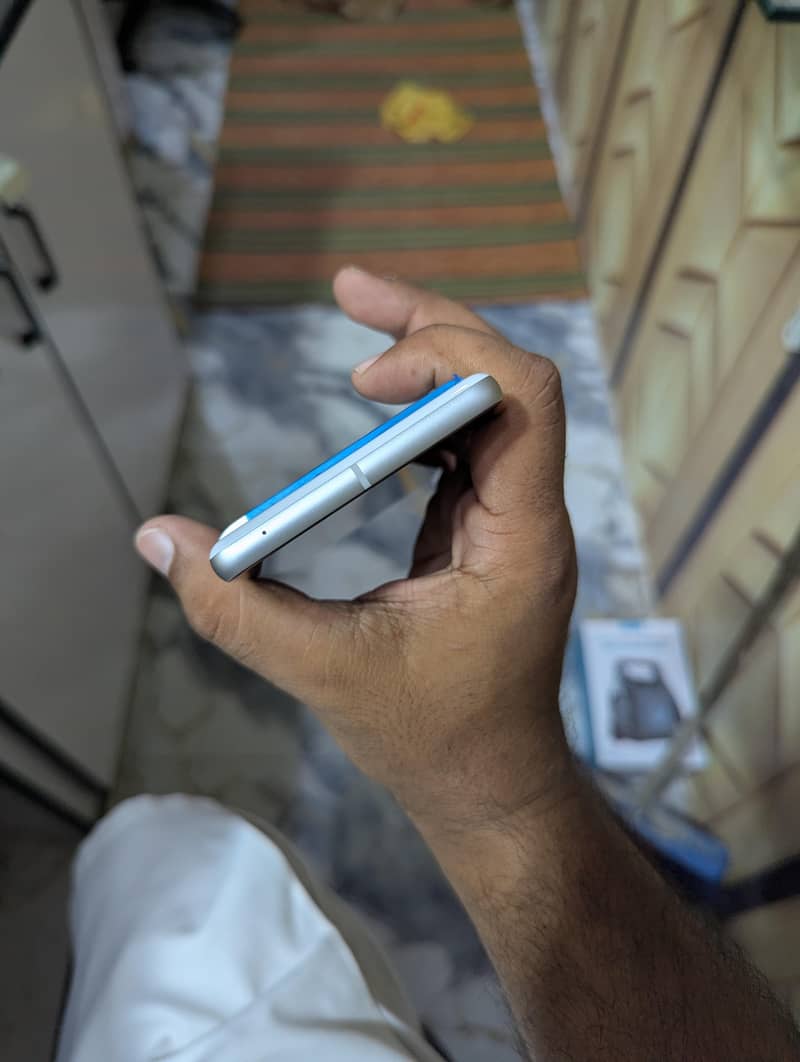 Google Pixel 7 3