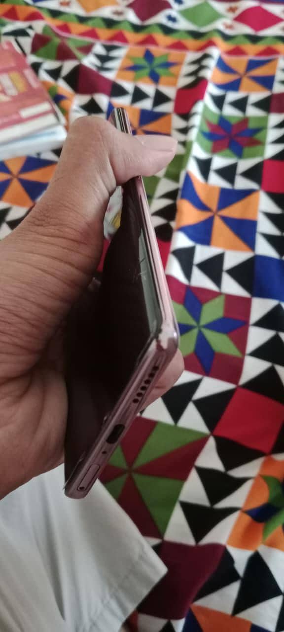 Infinix Zero 40 7