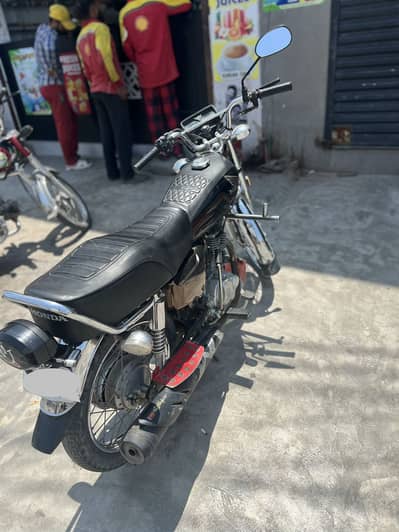 Honda CG-125 is up for sale