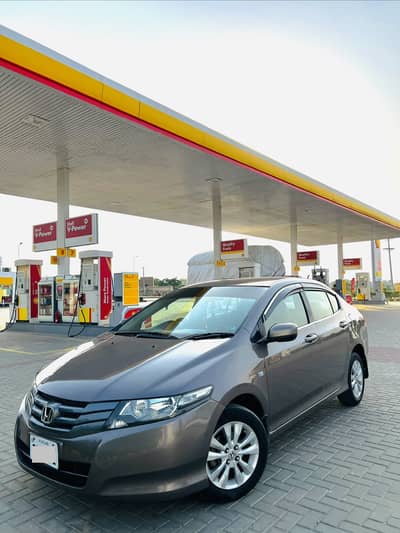 Honda City IVTEC 2014 punjab registered own my name