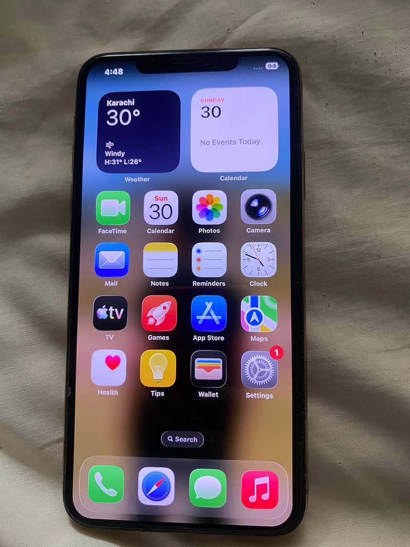 Apple iPhone 11 Pro Max 1