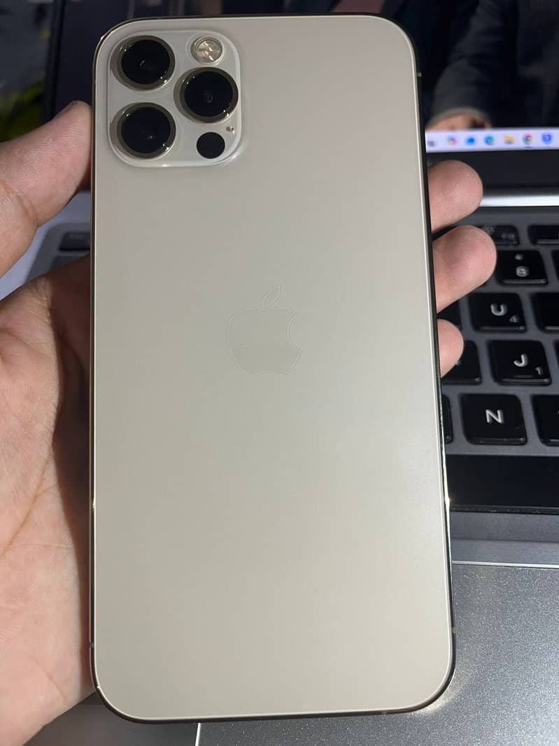Apple iPhone 12 Pro 2
