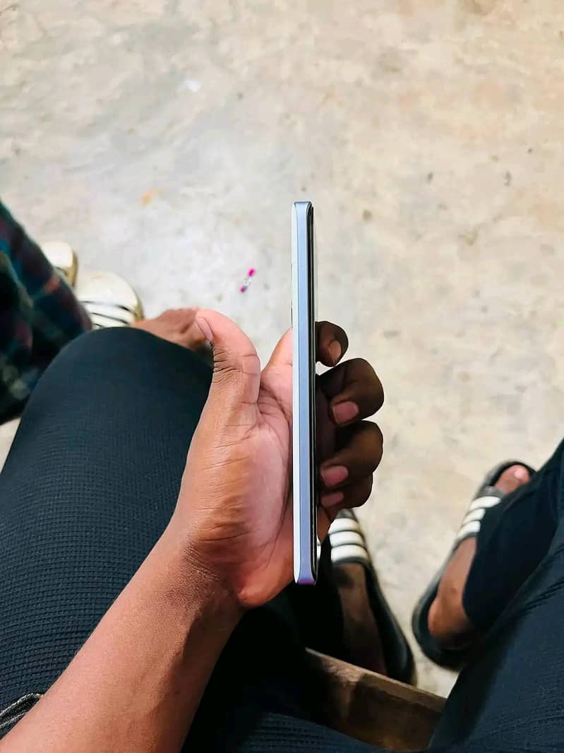 Xiaomi Redmi Note 13 Pro Plus 2