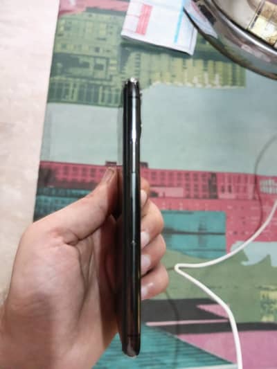 Apple iPhone 11 Pro /512 jb hy