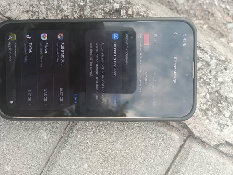 Apple iPhone 13 Pro Max 1