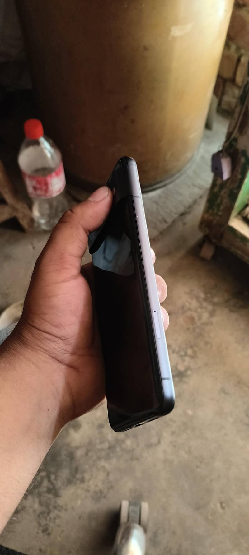 Google Pixel 8 6