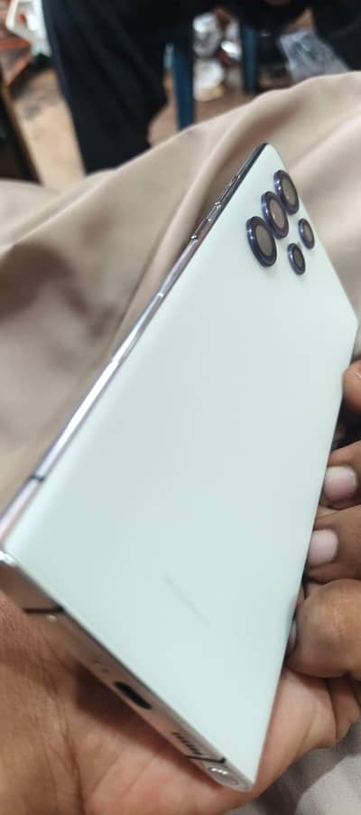 Samsung Mobile S22 Ultra