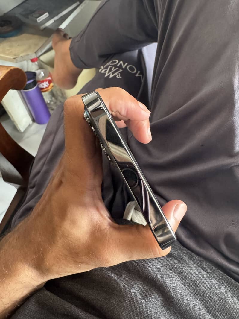 Apple iPhone 12 pro max 4