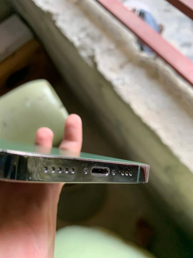 Apple iPhone 13 Pro 3