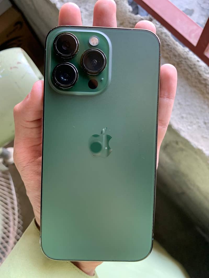 Apple iPhone 13 Pro 6