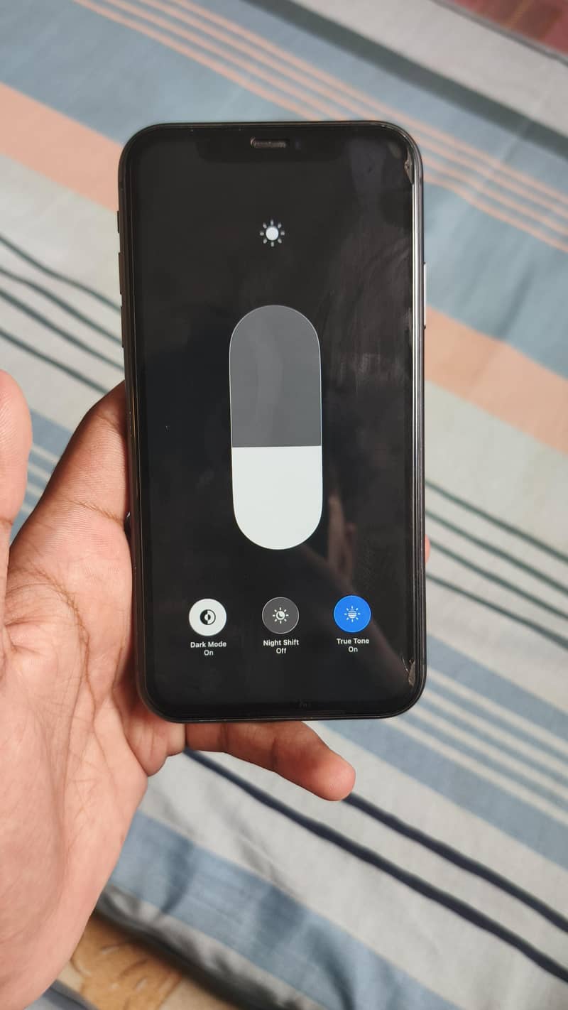 Apple iPhone 11 6