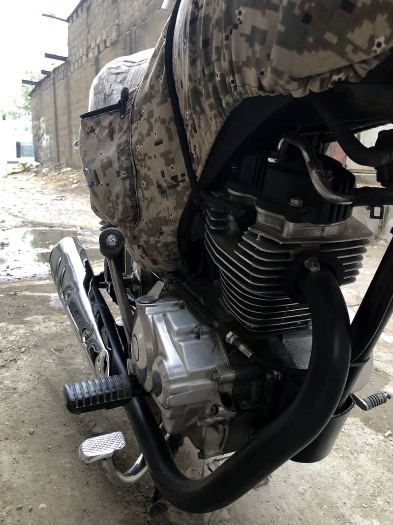 Unique 125 3