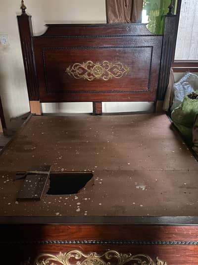 bed for sell sheet demage