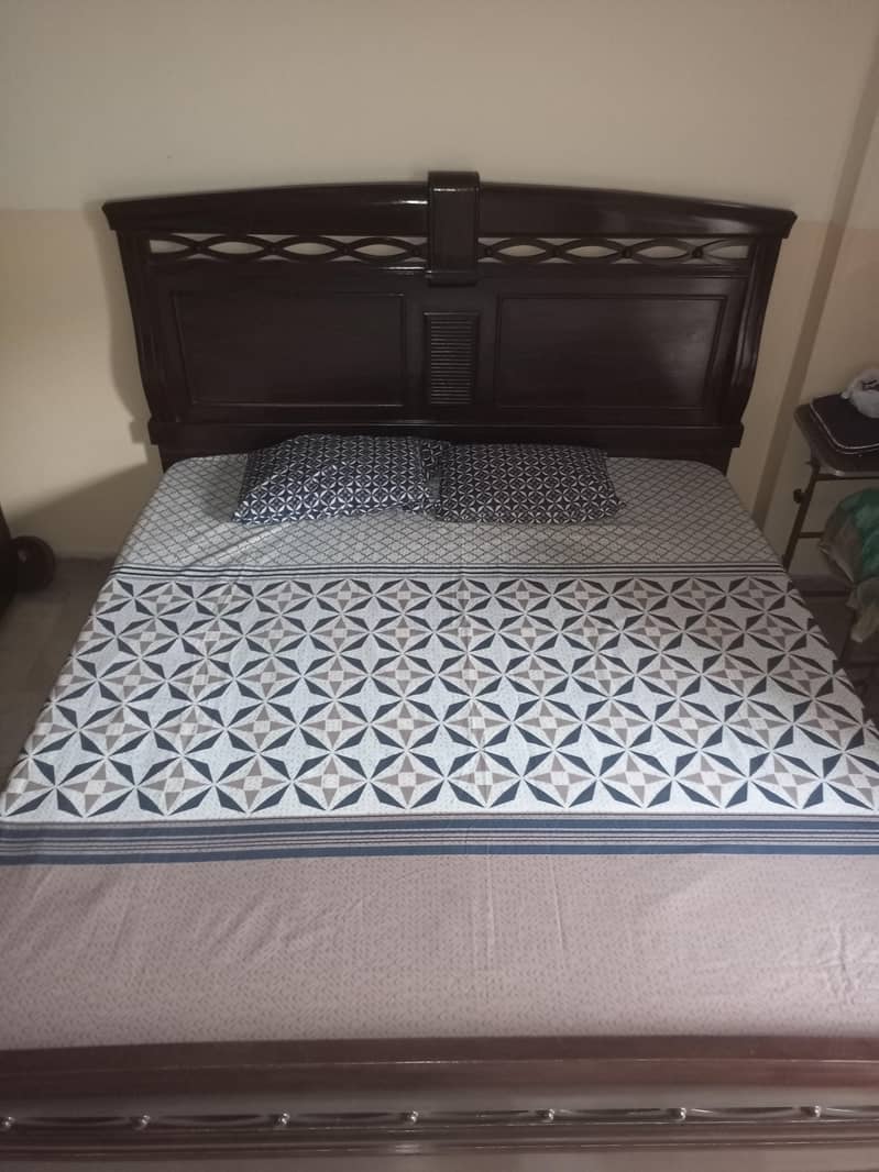King Size Bed 0