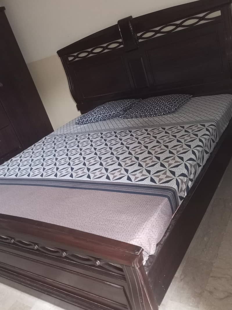 King Size Bed 3