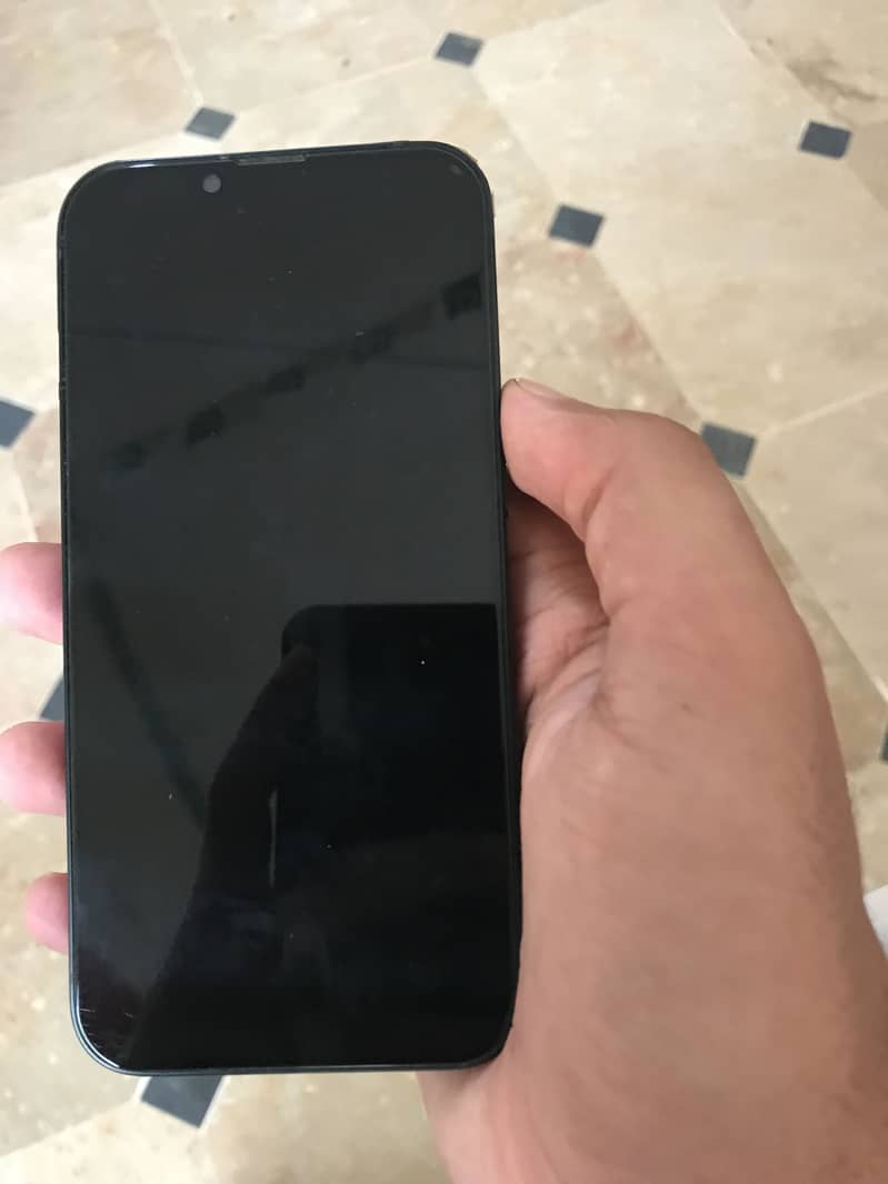 Apple iPhone 14 7