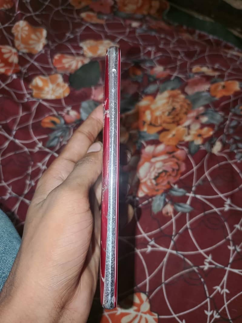 Sharp Aquos R2 1