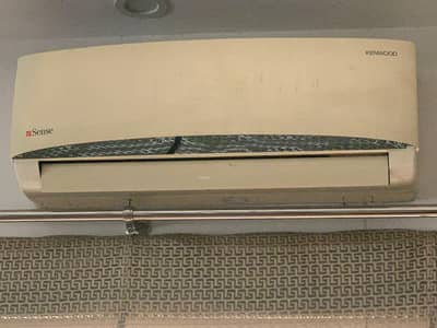 1 ton AC kenwood condition 10/10