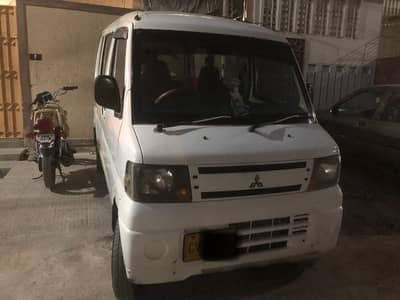 Mitsubishi Minicab Bravo 2010