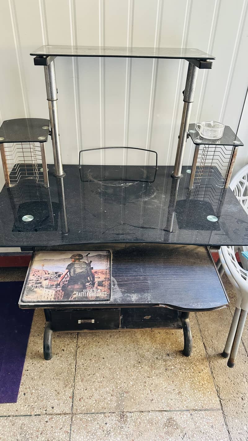 Computer Table / Gaming/pc 1