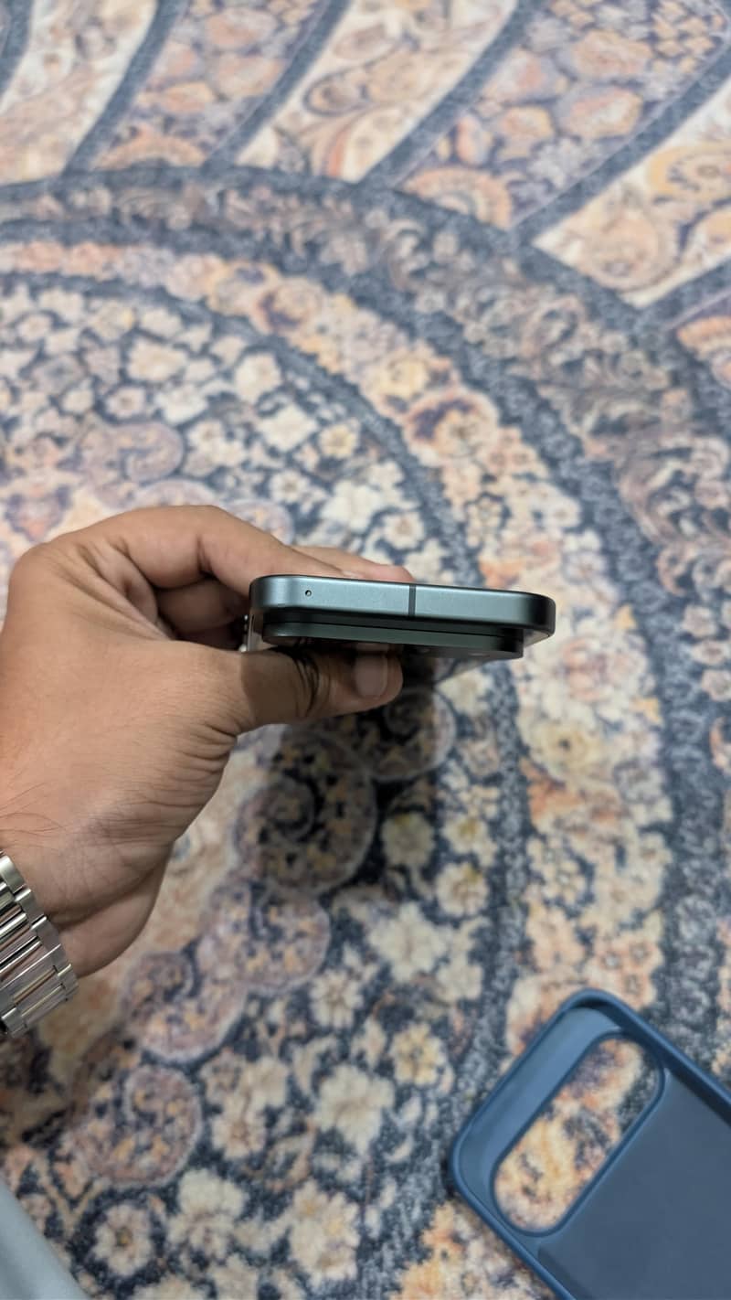 Google Pixel 9 3