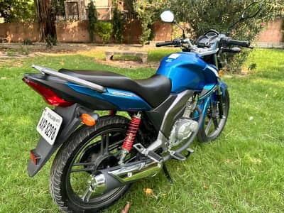 Suzuki 125 bike