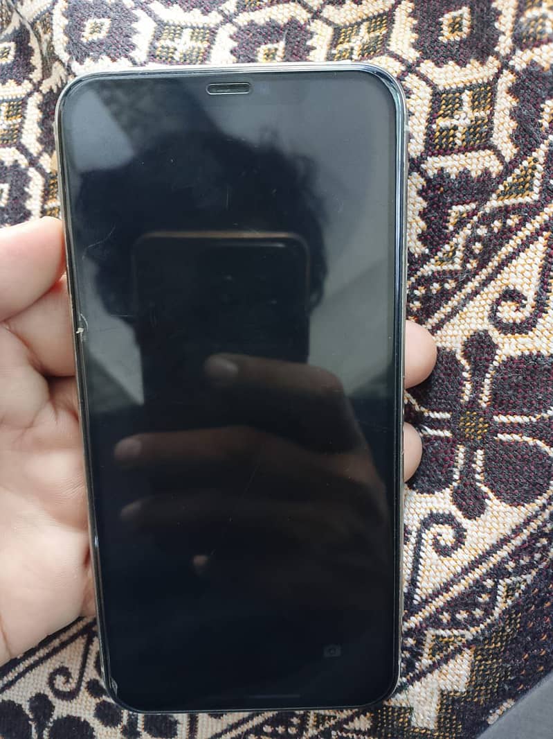 Iphone 11 pro Max 9