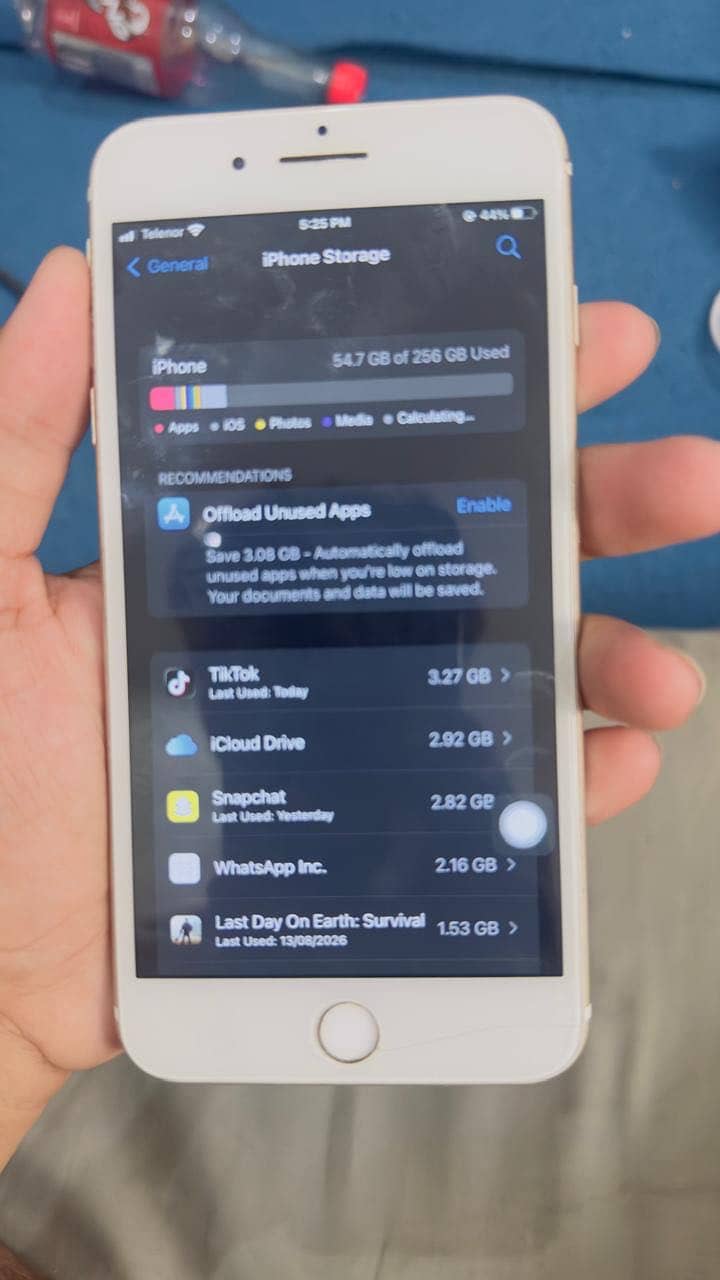 Apple iPhone 7 Plus 4
