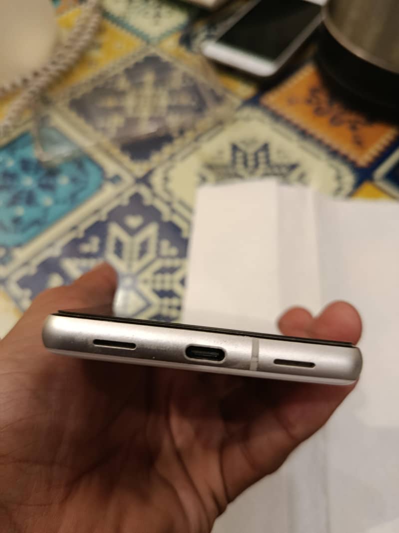 Google Pixel 7a 1