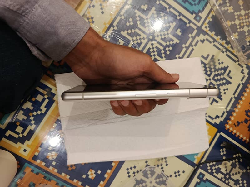 Google Pixel 7a 2
