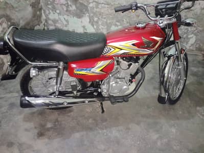 Honda 125  saif ha koi masla Nii