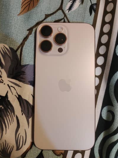 Apple iPhone 16 Pro Max